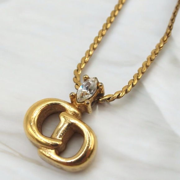 DIOR Signature CD Logo Necklace ✨🤩❤️‍🔥